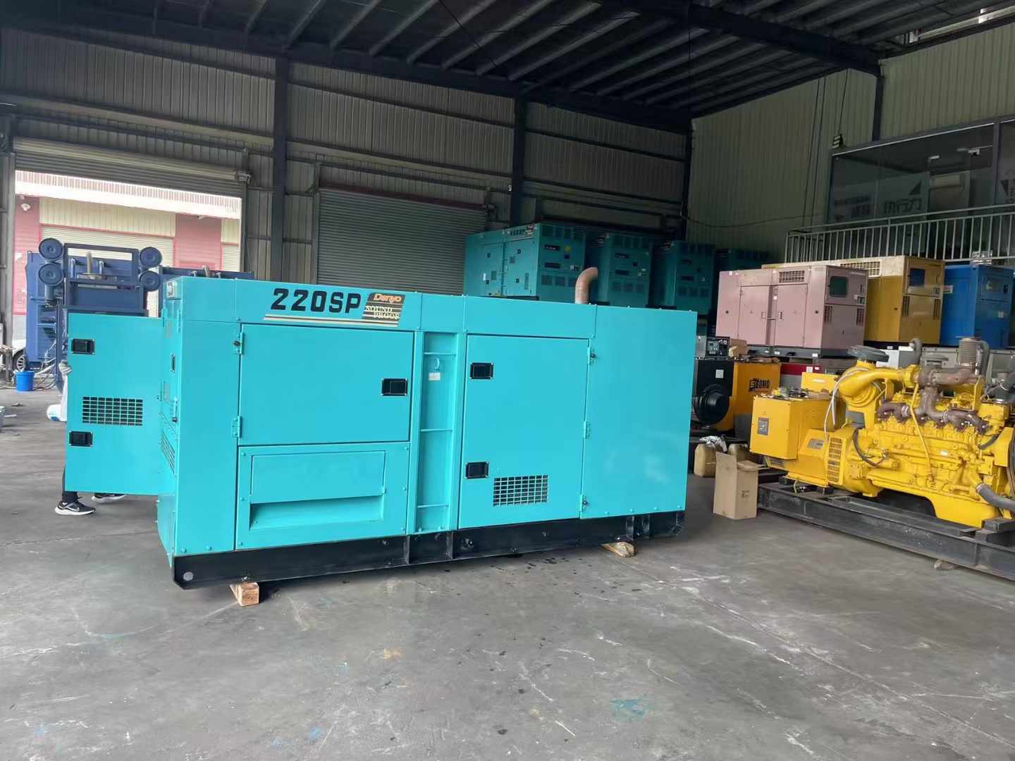 大宁800kW 柴油发电机的输出电流波动范围是多少？